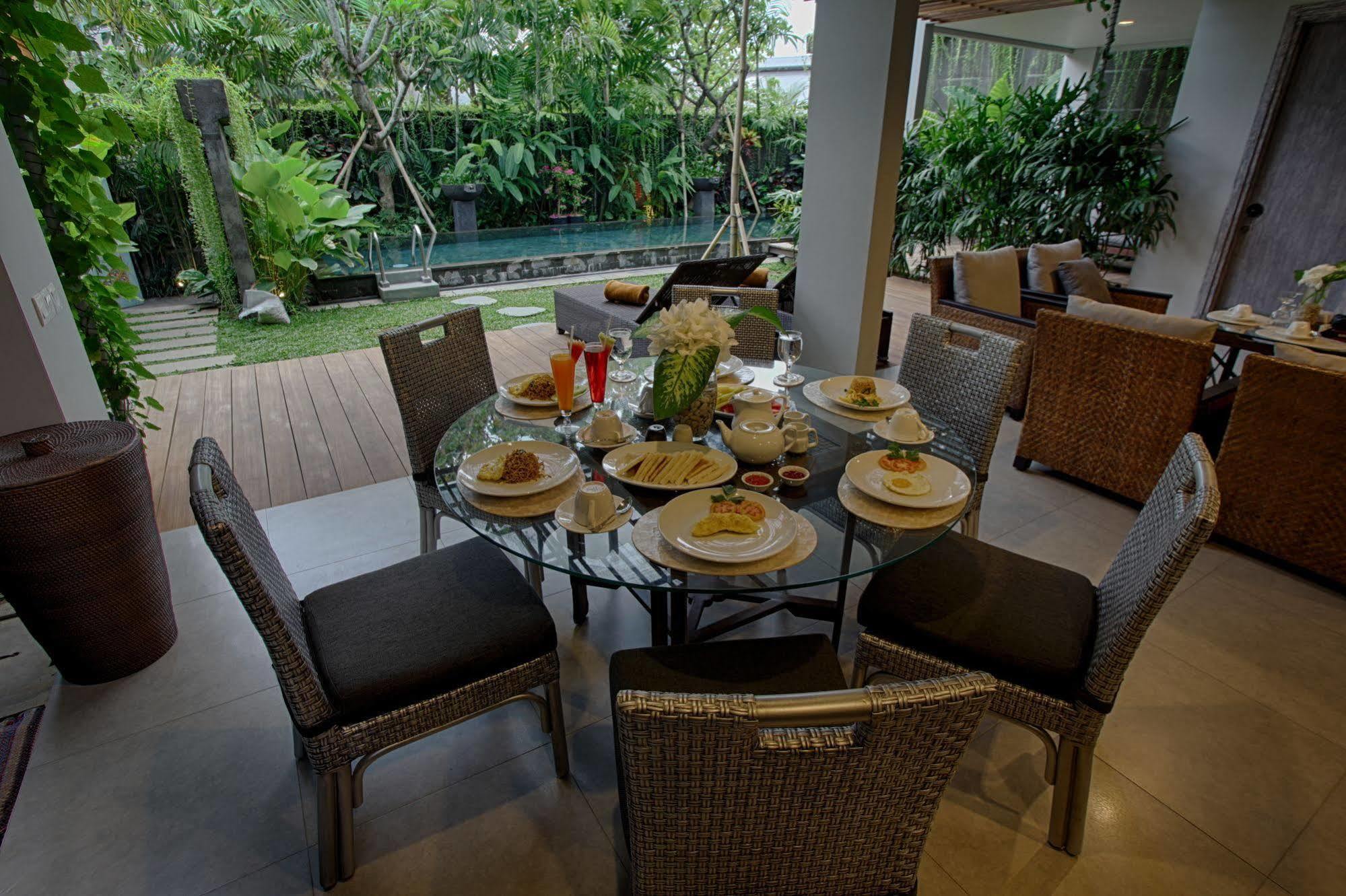 The Poh Jimbaran Villa Exterior foto